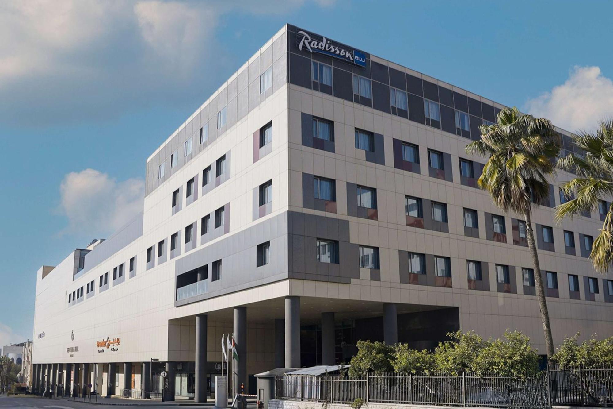 Radisson Blu Hotel, Amman Galleria Mall Екстер'єр фото Radisson Blu Hotel, Cape Town